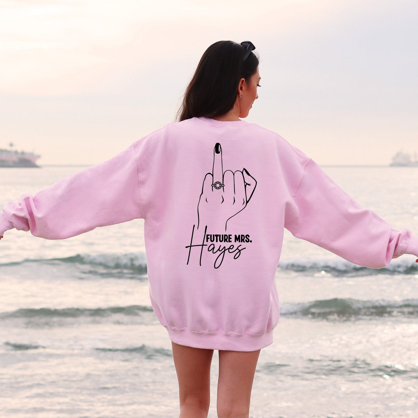 Future Mrs. Sweatshirt, Fiancee Sweatshirt, Bride Gift, Personalized Mrs. Sweatshirt, Engagement Gift, Personalized Mrs. Sweater Ring Finger