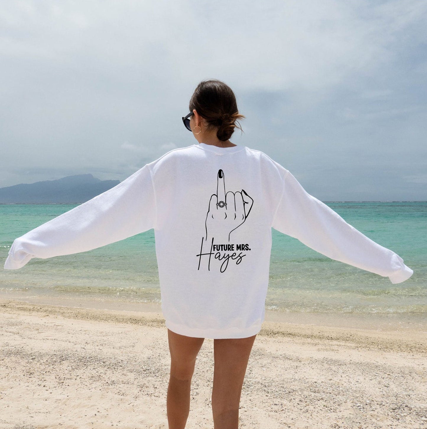 Future Mrs. Sweatshirt, Fiancee Sweatshirt, Bride Gift, Personalized Mrs. Sweatshirt, Engagement Gift, Personalized Mrs. Sweater Ring Finger