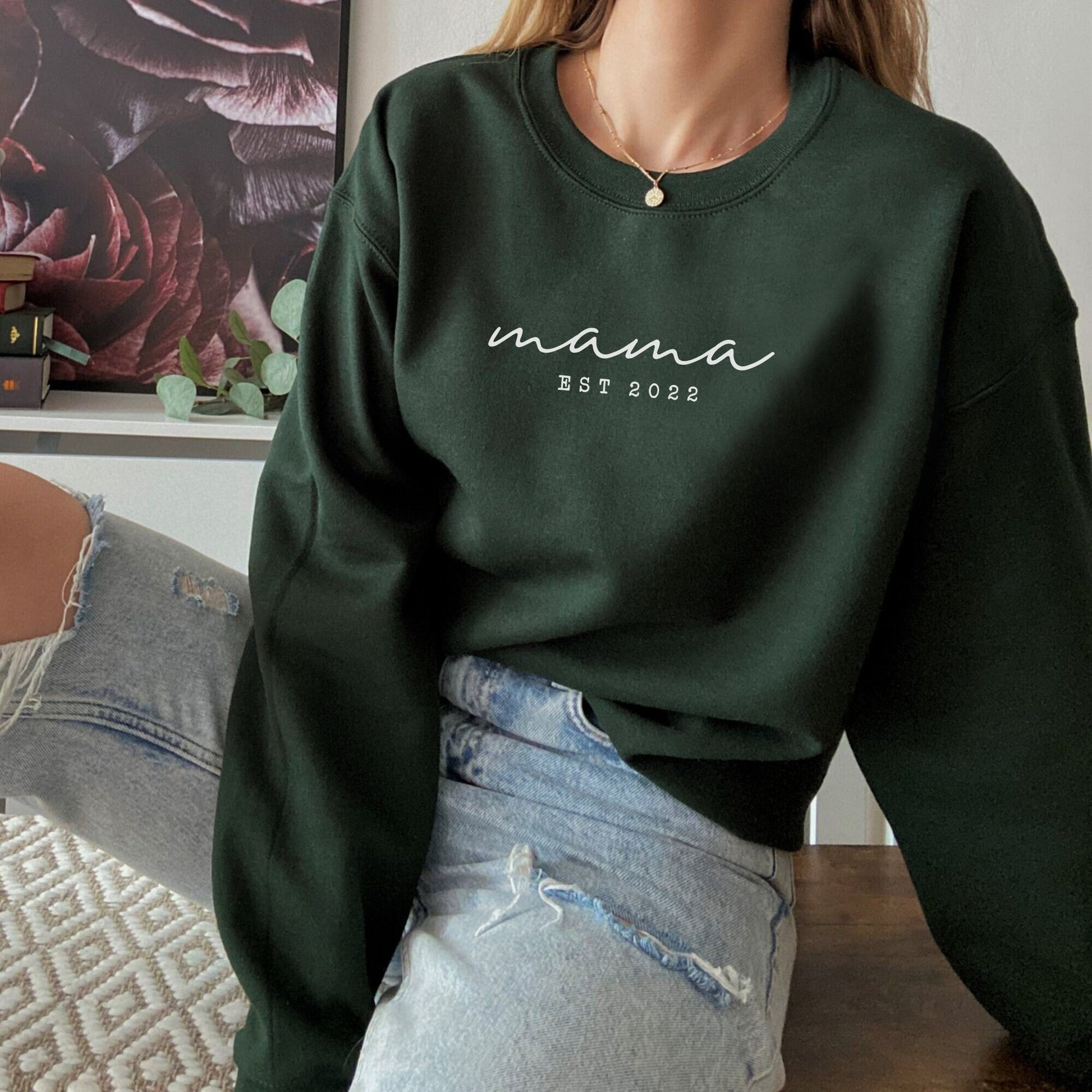 Mama Est Sweatshirt, Mama Est 2022 Sweatshirt, Custom Mom Sweatshirt, Mom Gift, New Mom Gift, Mama Sweatshirt, Gift for Mom, Retro Mom