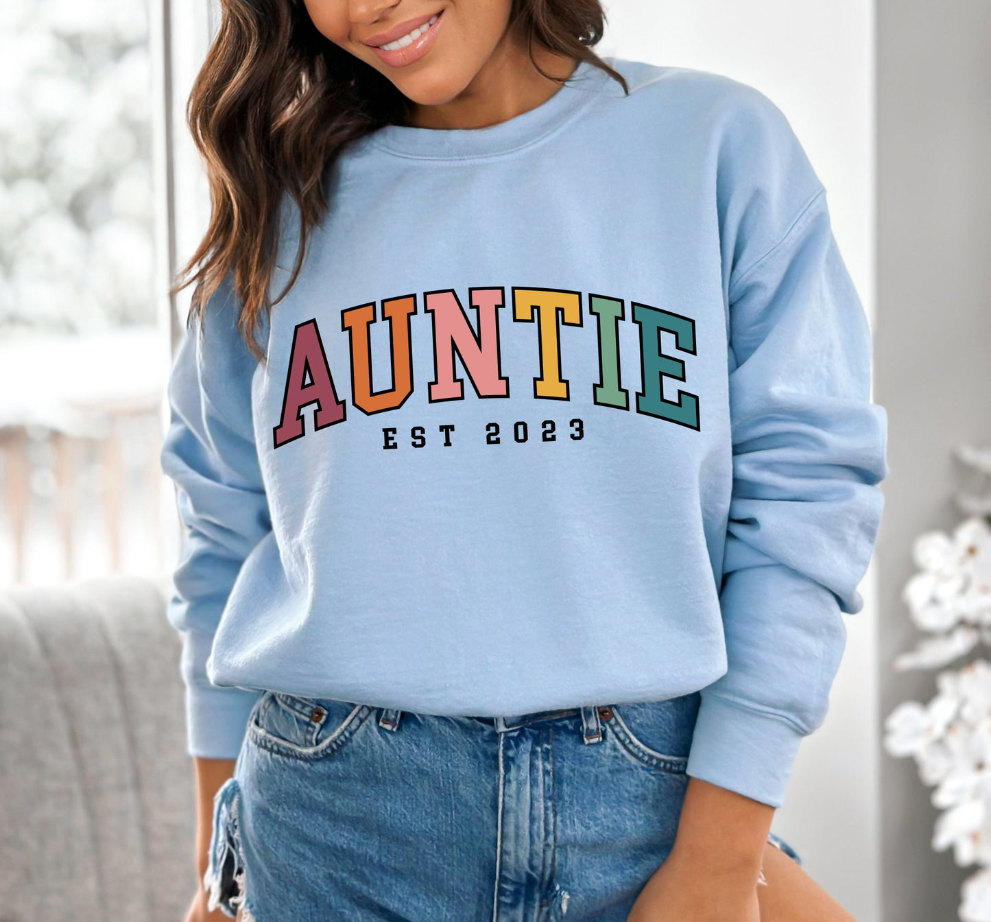 Retro Auntie Est Sweatshirt