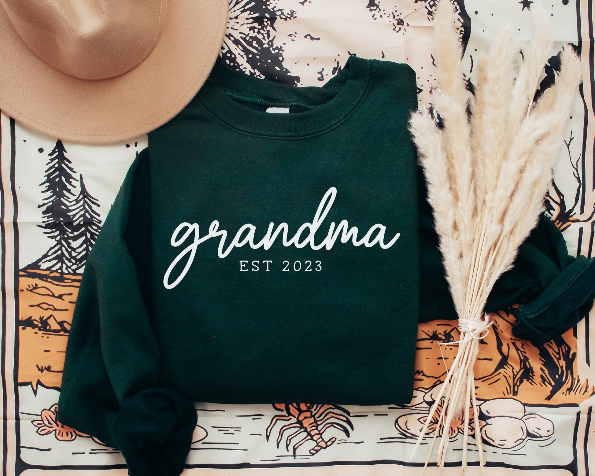 Grandma Sweatshirt, Grandma EST Sweatshirt, Personalized Grandma Sweatshirt, New Grandma Gift, Grandma Gift, Grandma Christmas sweatshirt