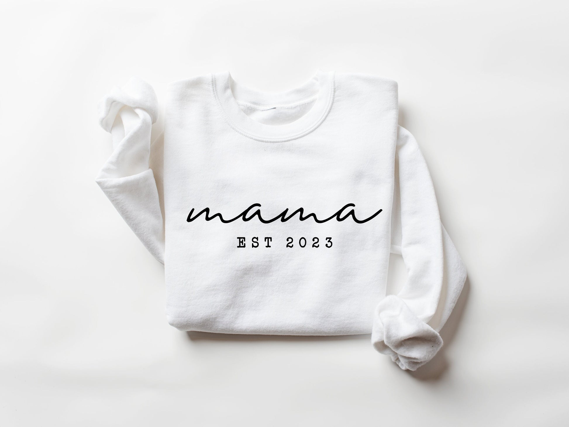 Mama Est Sweatshirt, Mama Est 2022 Sweatshirt, Custom Mom Sweatshirt, Mom Gift, New Mom Gift, Mama Sweatshirt, Gift for Mom, Retro Mom