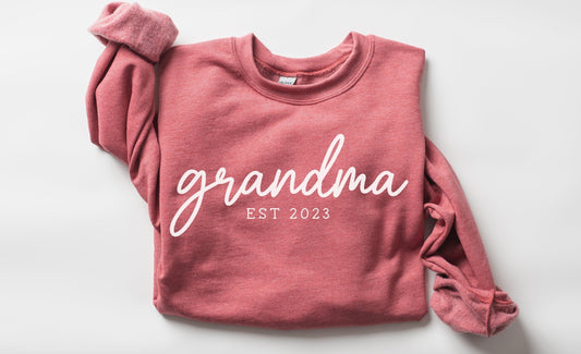 Grandma Sweatshirt, Grandma EST Sweatshirt, Personalized Grandma Sweatshirt, New Grandma Gift, Grandma Gift, Grandma Christmas sweatshirt